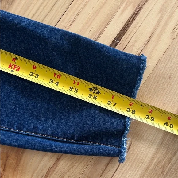 Time and Tru High Rise Curvy Skinny Jeans Size 14 - Picture 8 of 8